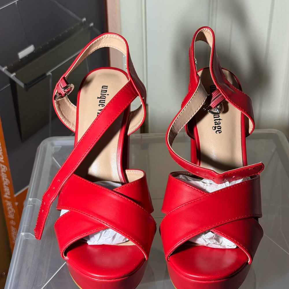 Unique Vintage Red Cross-Strap Platform Sandals